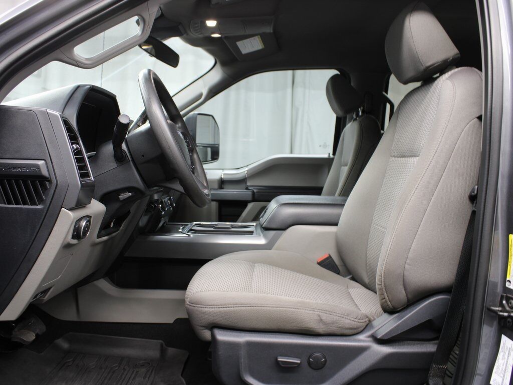 2022 Ford F-250 Super Duty 4x4 Crew Cab XLT Fond du Lac WI