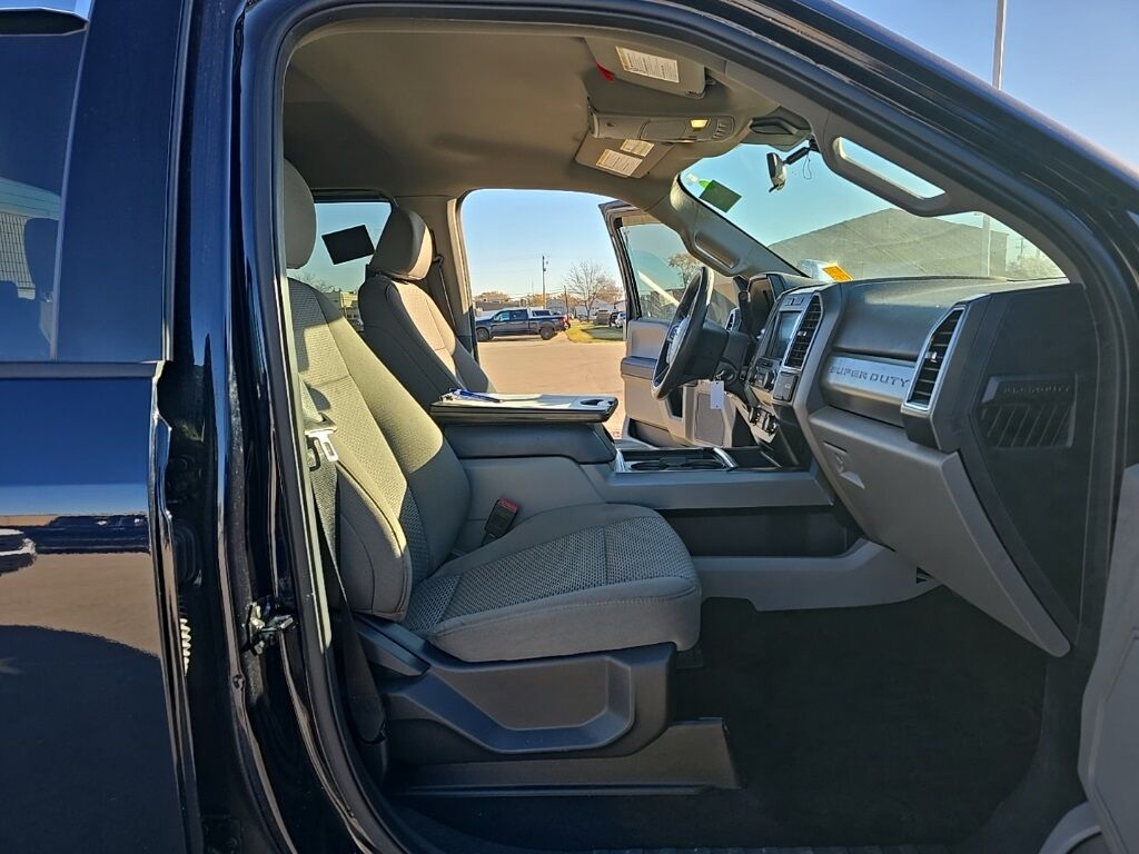 2022 Ford F-250 Super Duty 4x4 Crew Cab XLT Fond du Lac WI