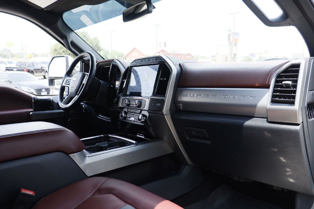 2022 Ford F-250SD Platinum Hondo TX