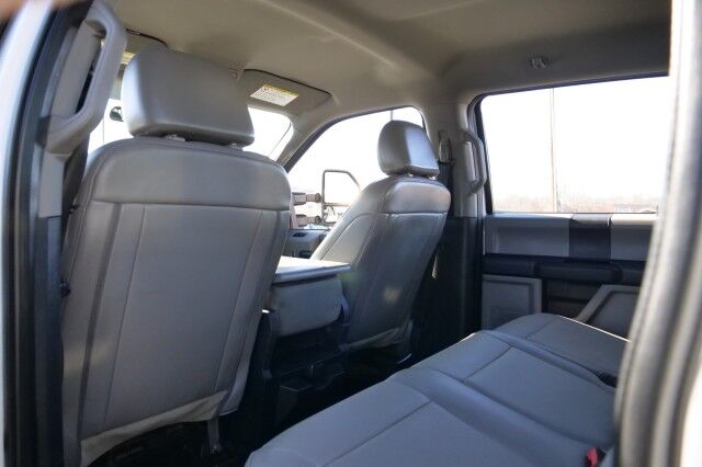 2022 Ford F-250SD XL 4X4 / CM Flat Bed / 8FT / V8 Diesel! High Point NC