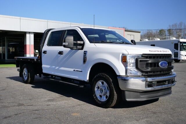 2022 Ford F-250SD XL 4X4 / CM Flat Bed / 8FT / V8 Diesel! High Point NC