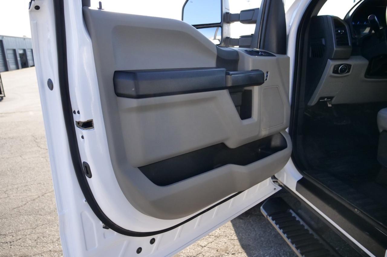 2022 Ford F-250SD XL 4X4 / CM Flat Bed / 8FT / V8 Diesel! Lincolnton NC