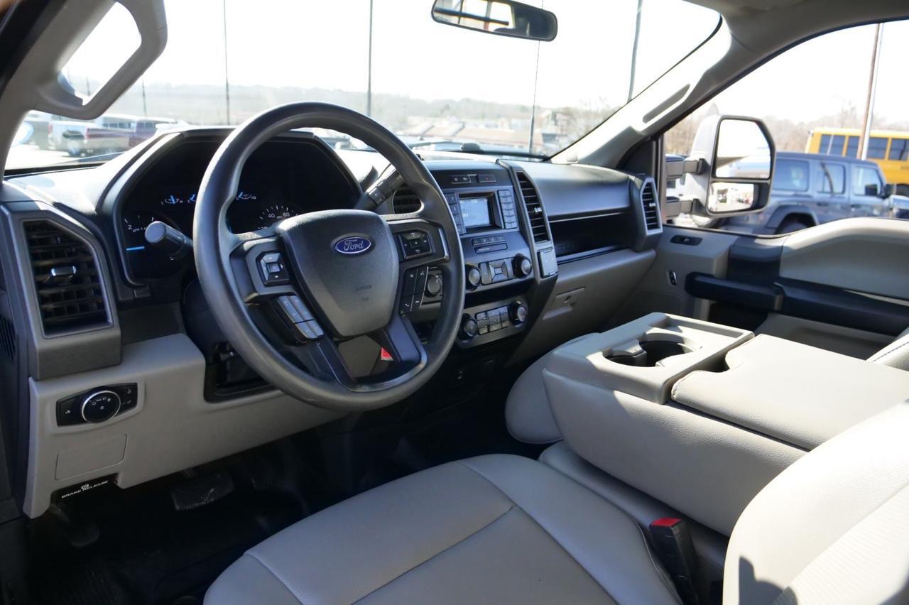 2022 Ford F-250SD XL 4X4 / CM Flat Bed / 8FT / V8 Diesel! Lincolnton NC