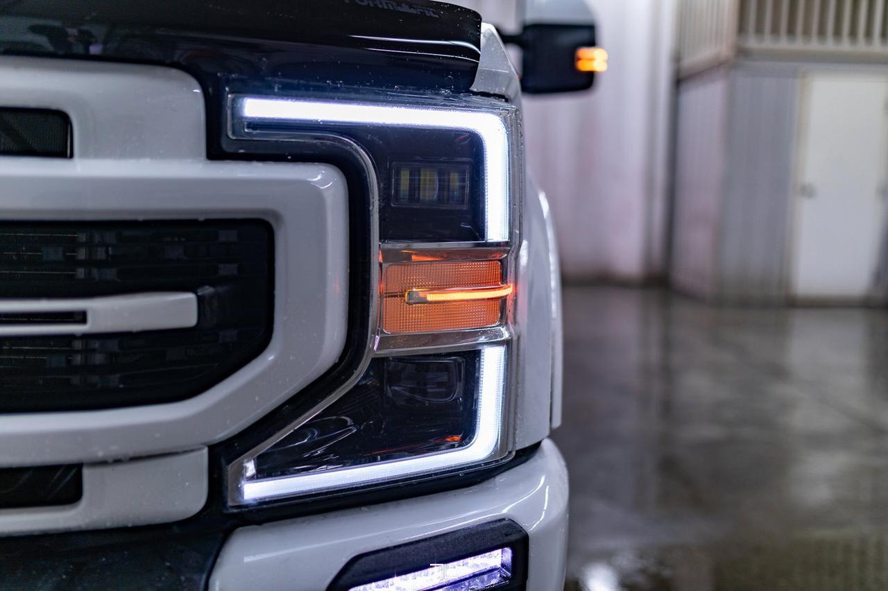 2022 Ford F-350 4x4 Crew Cab Lariat FX4 Diesel Leather Roof Nav Red Deer AB