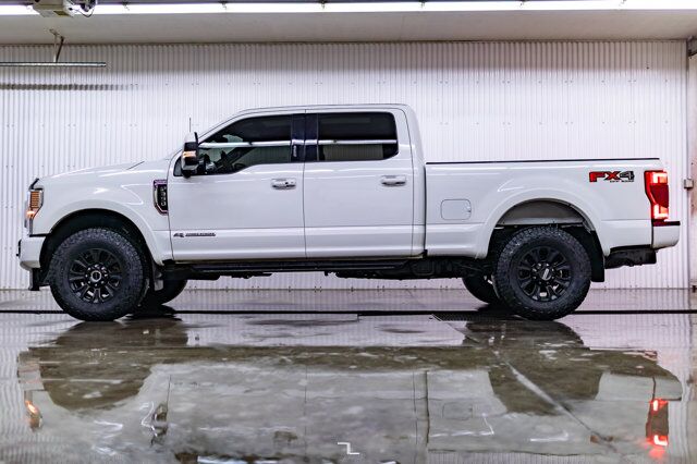 2022 Ford F-350 4x4 Crew Cab Lariat FX4 Diesel Leather Roof Nav Red Deer AB