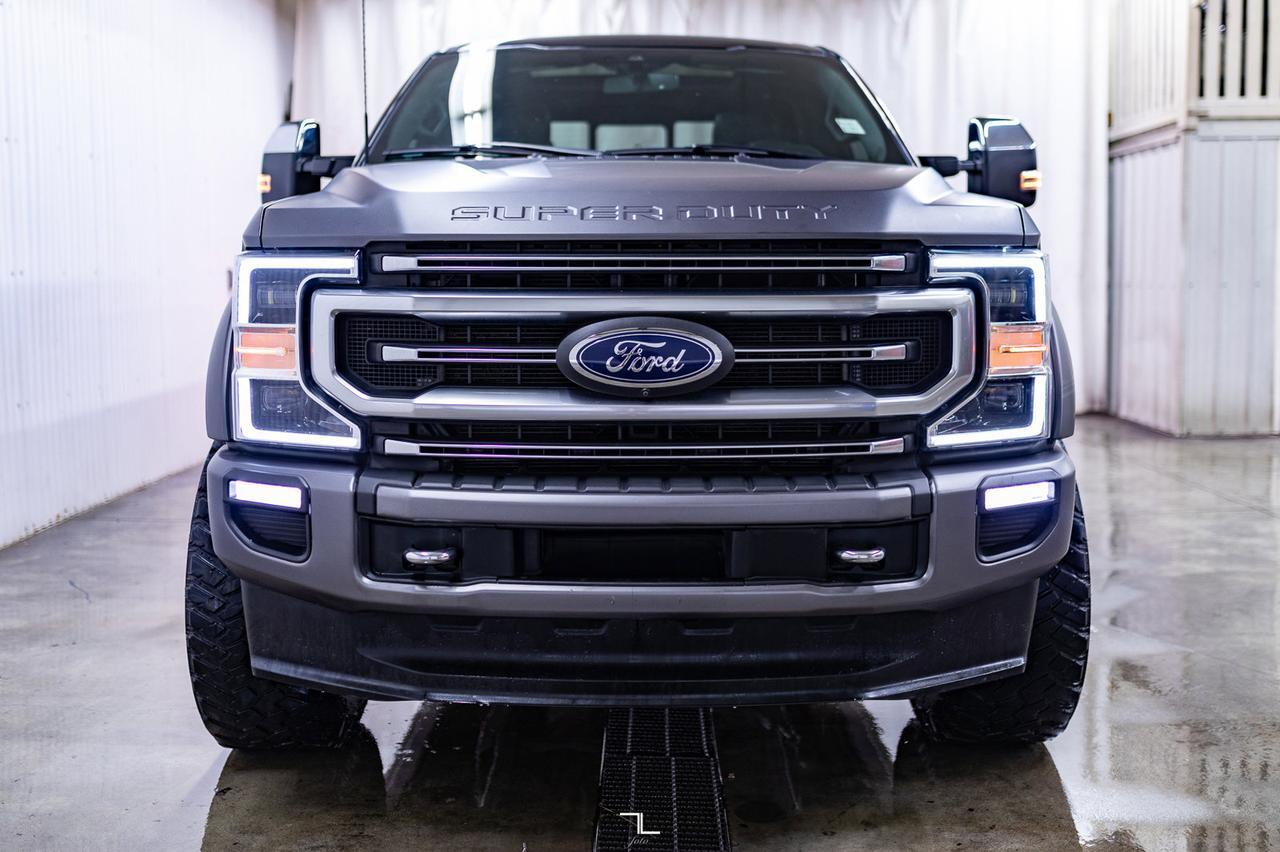 2022 Ford F-350 4x4 Crew Cab Platinum Diesel Leather Roof Nav 4" Lift Red Deer AB