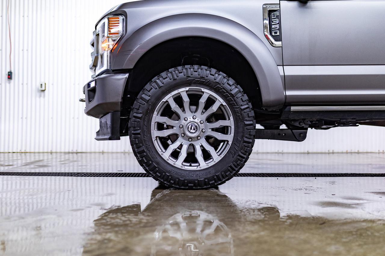 2022 Ford F-350 4x4 Crew Cab Platinum Diesel Leather Roof Nav 4" Lift Red Deer AB