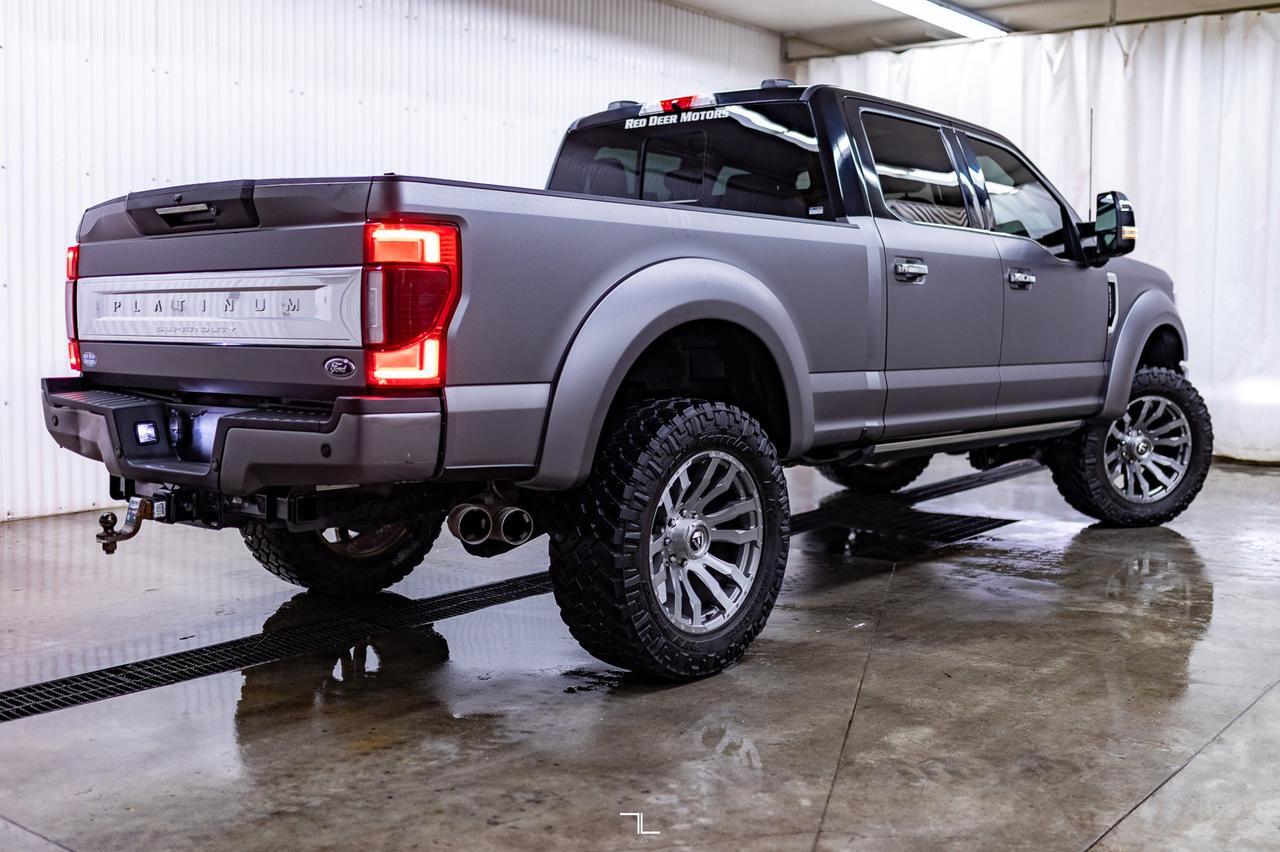 2022 Ford F-350 4x4 Crew Cab Platinum Diesel Leather Roof Nav 4" Lift Red Deer AB