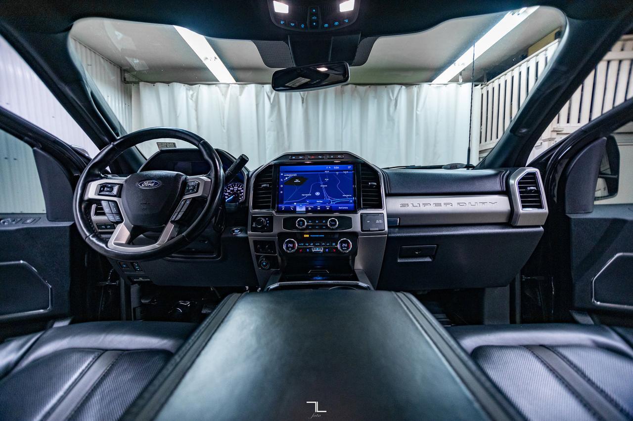 2022 Ford F-350 4x4 Crew Cab Platinum Diesel Leather Roof Nav 4" Lift Red Deer AB