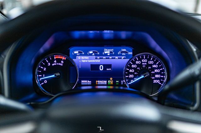 2022 Ford F-350 4x4 Crew Cab Platinum Diesel Leather Roof Nav 4&quot; Lift Red Deer AB