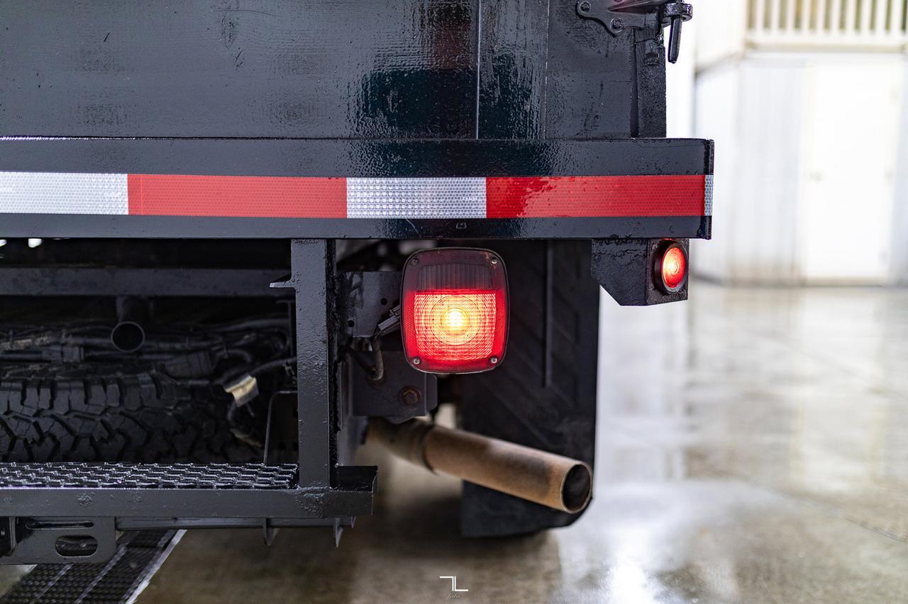 2022 Ford F-350 4x4 Crew Cab XL Deck BCam Red Deer AB