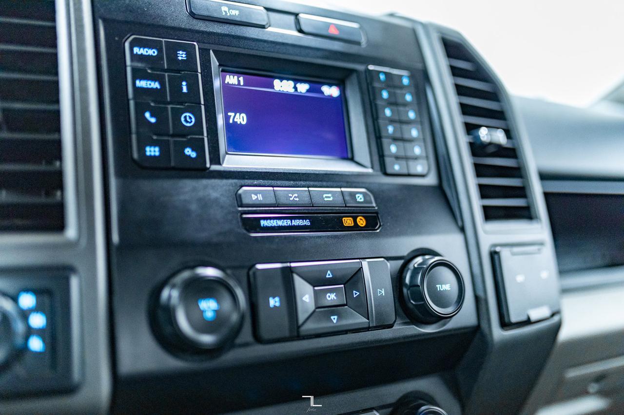 2022 Ford F-350 4x4 Crew Cab XL Deck BCam Red Deer AB