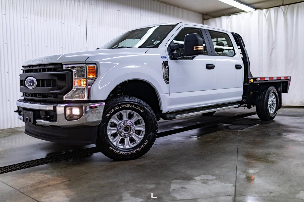 2022 Ford F-350 4x4 Crew Cab XL Deck BCam Red Deer AB