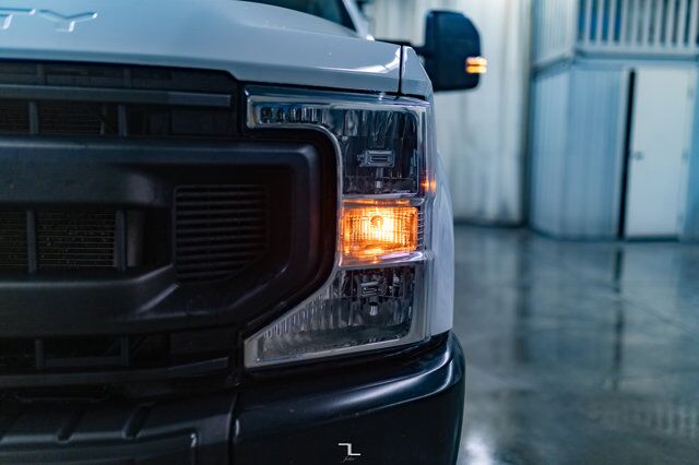 2022 Ford F-350 4x4 Crew Cab XL Deck Red Deer AB