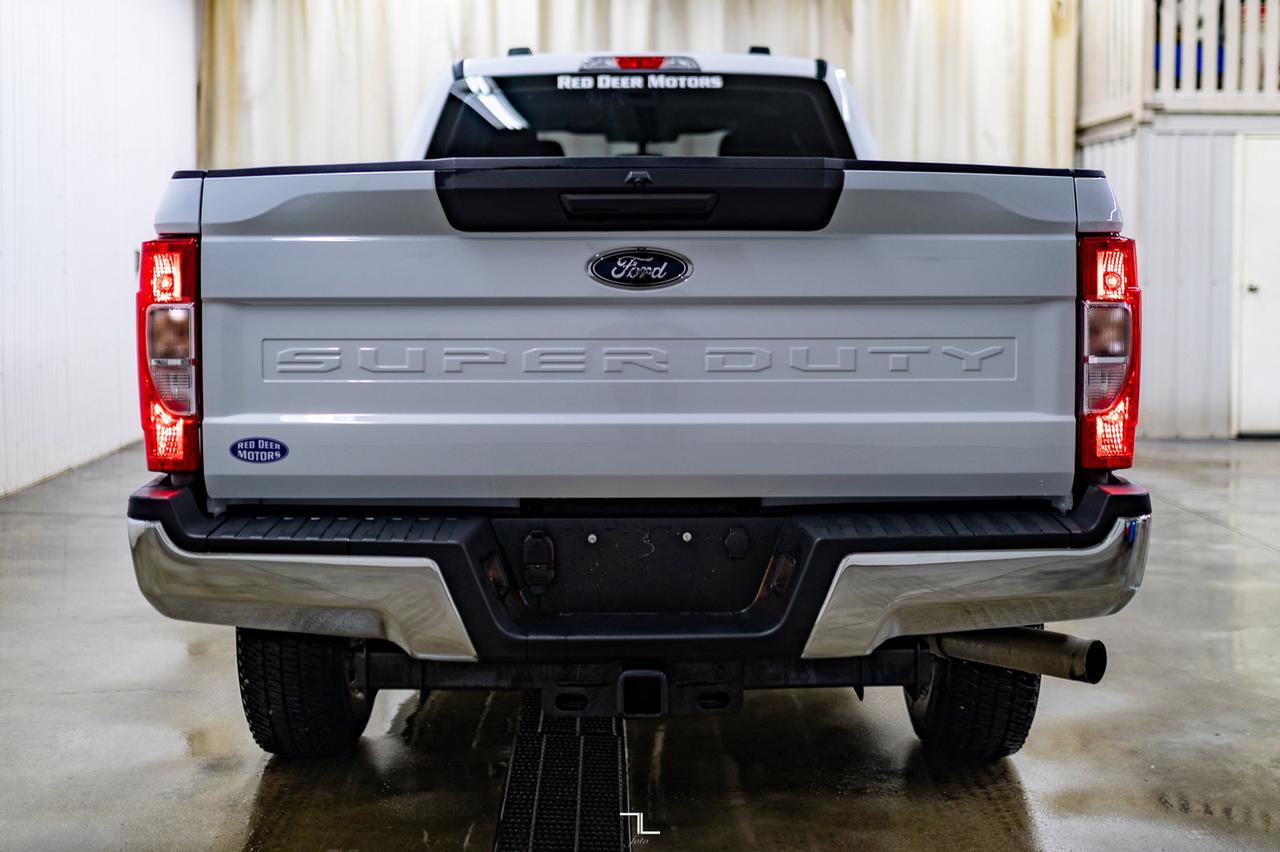 2022 Ford F-350 4x4 Crew Cab XL FX4 Longbox BCam Red Deer AB