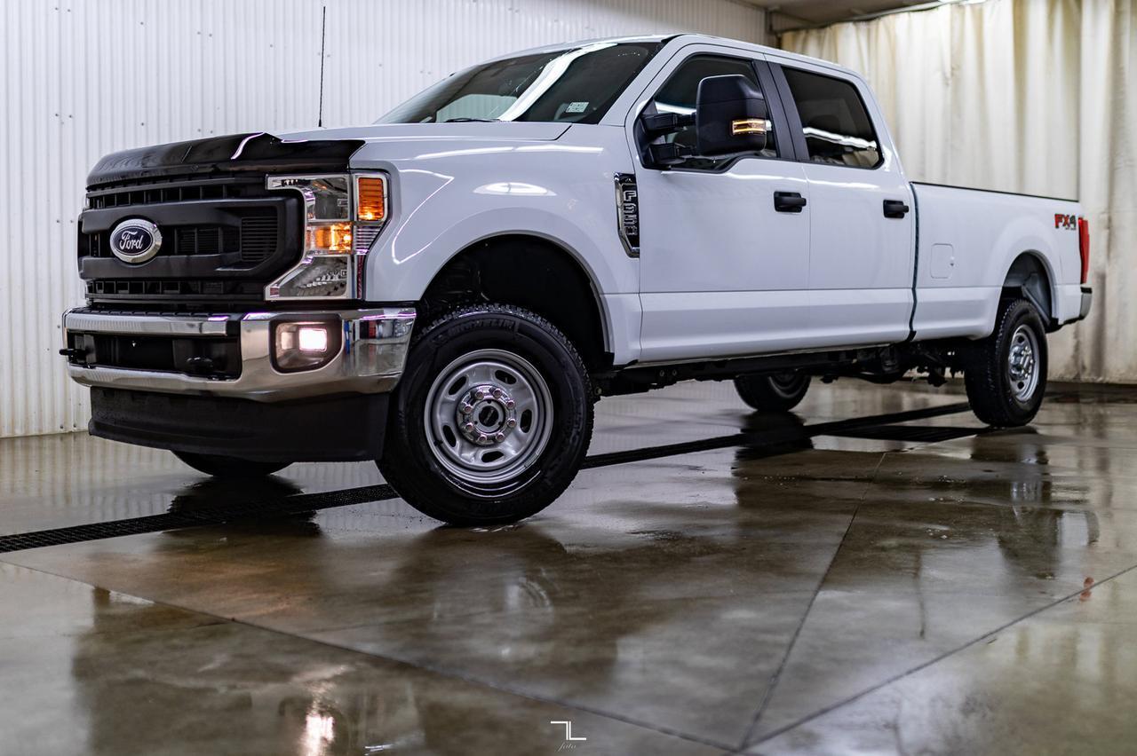 2022 Ford F-350 4x4 Crew Cab XL FX4 Longbox BCam Red Deer AB