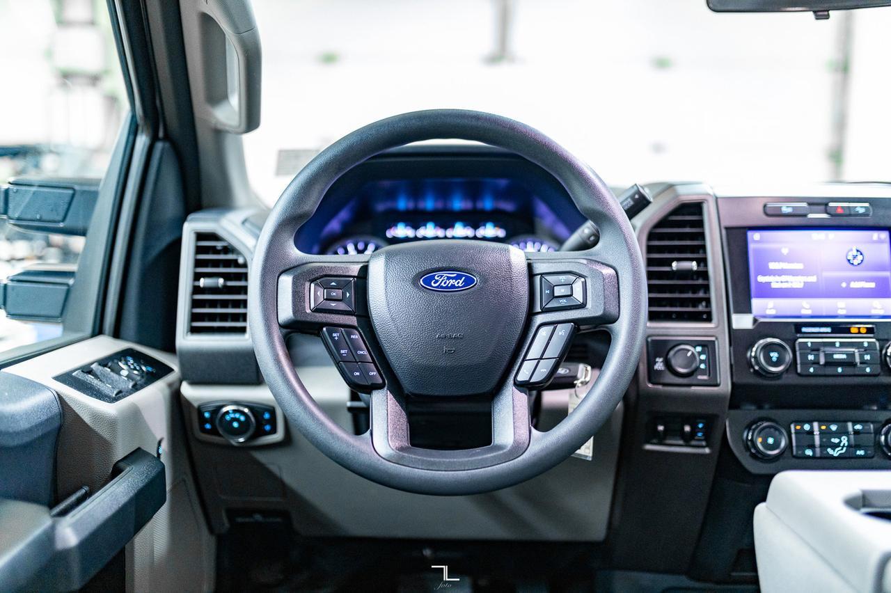 2022 Ford F-350 4x4 Crew Cab XL FX4 Longbox BCam Red Deer AB