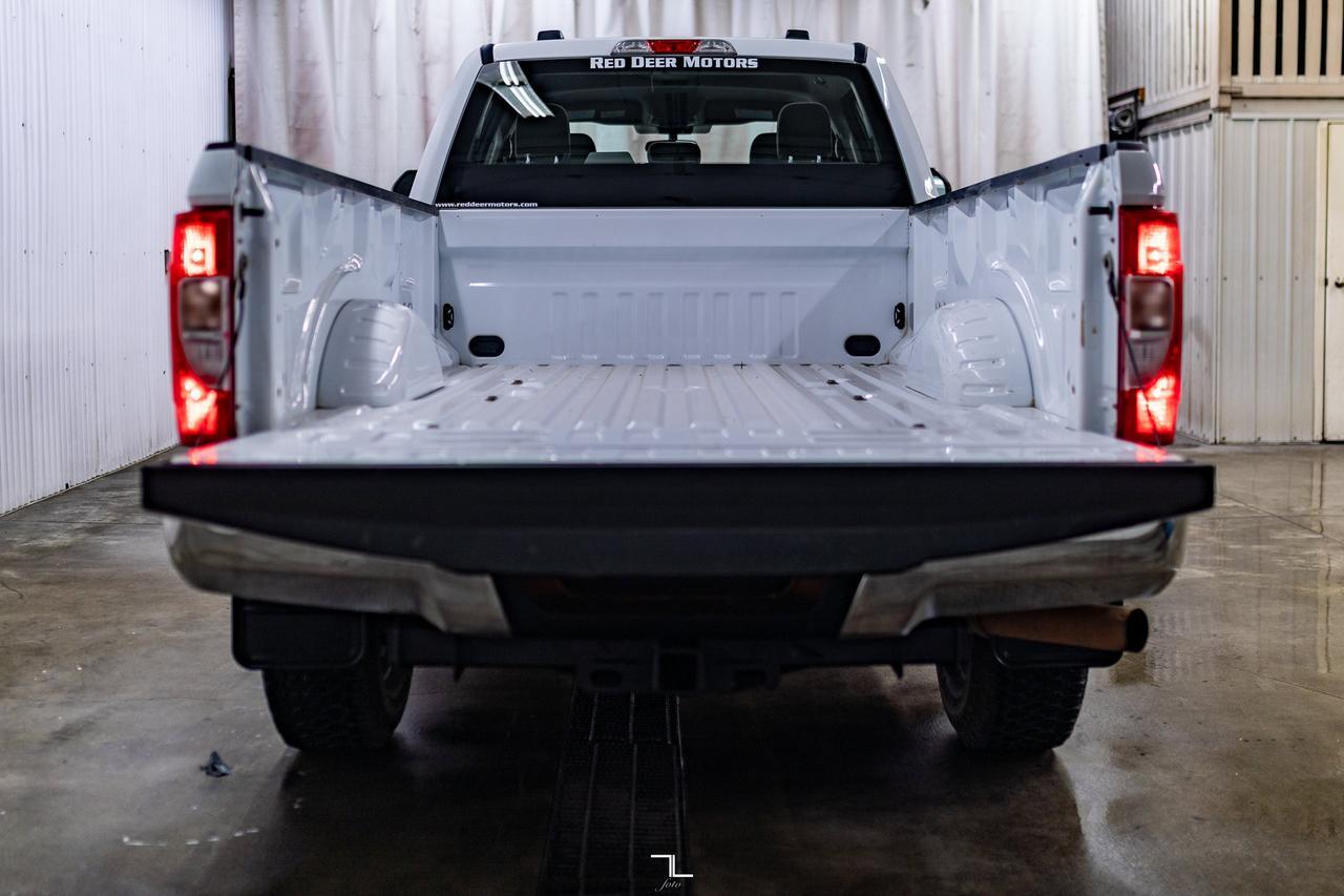 2022 Ford F-350 4x4 Crew Cab XL FX4 Longbox BCam Red Deer AB