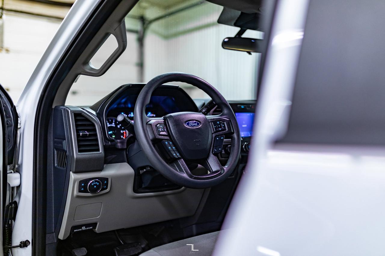 2022 Ford F-350 4x4 Crew Cab XL FX4 Longbox BCam Red Deer AB