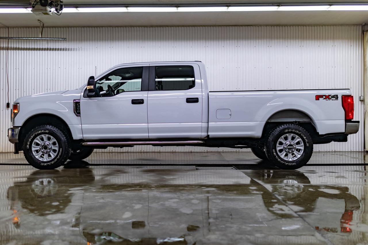 2022 Ford F-350 4x4 Crew Cab XL FX4 Longbox BCam Red Deer AB