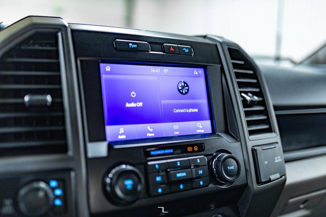 2022 Ford F-350 4x4 Crew Cab XL FX4 Longbox BCam Red Deer AB