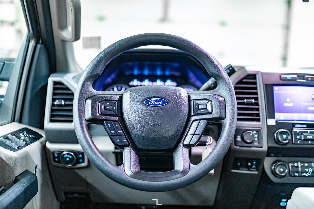 2022 Ford F-350 4x4 Crew Cab XL FX4 Longbox BCam Red Deer AB