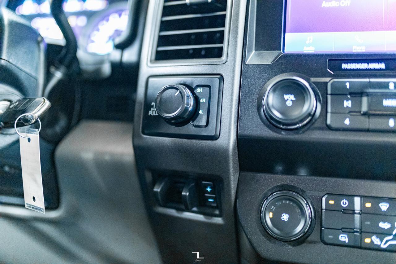 2022 Ford F-350 4x4 Crew Cab XL FX4 Longbox BCam Red Deer AB