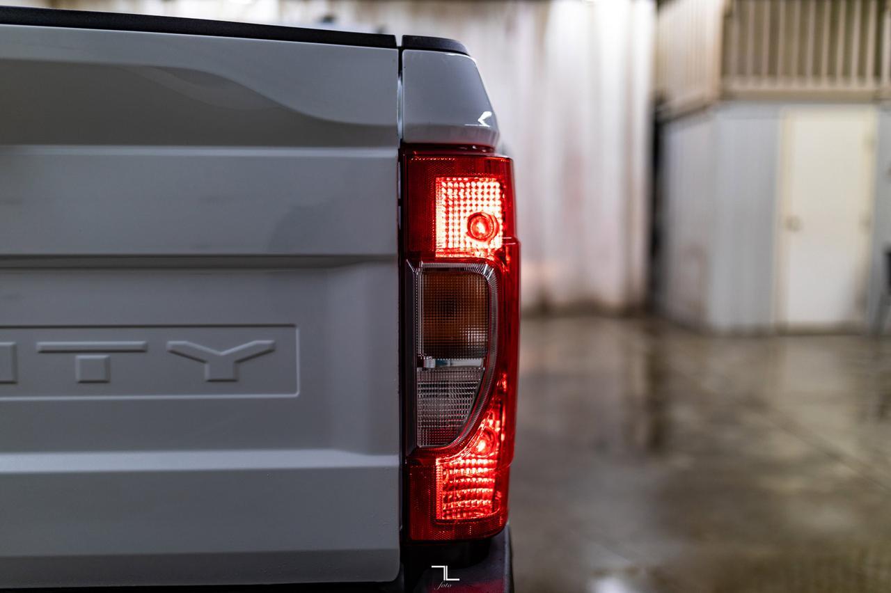 2022 Ford F-350 4x4 Crew Cab XL FX4 Longbox BCam Red Deer AB