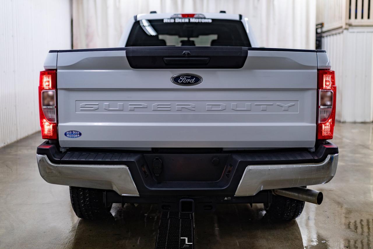 2022 Ford F-350 4x4 Crew Cab XL FX4 Longbox BCam Red Deer AB