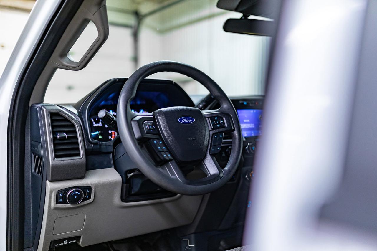 2022 Ford F-350 4x4 Crew Cab XL FX4 Longbox BCam Red Deer AB