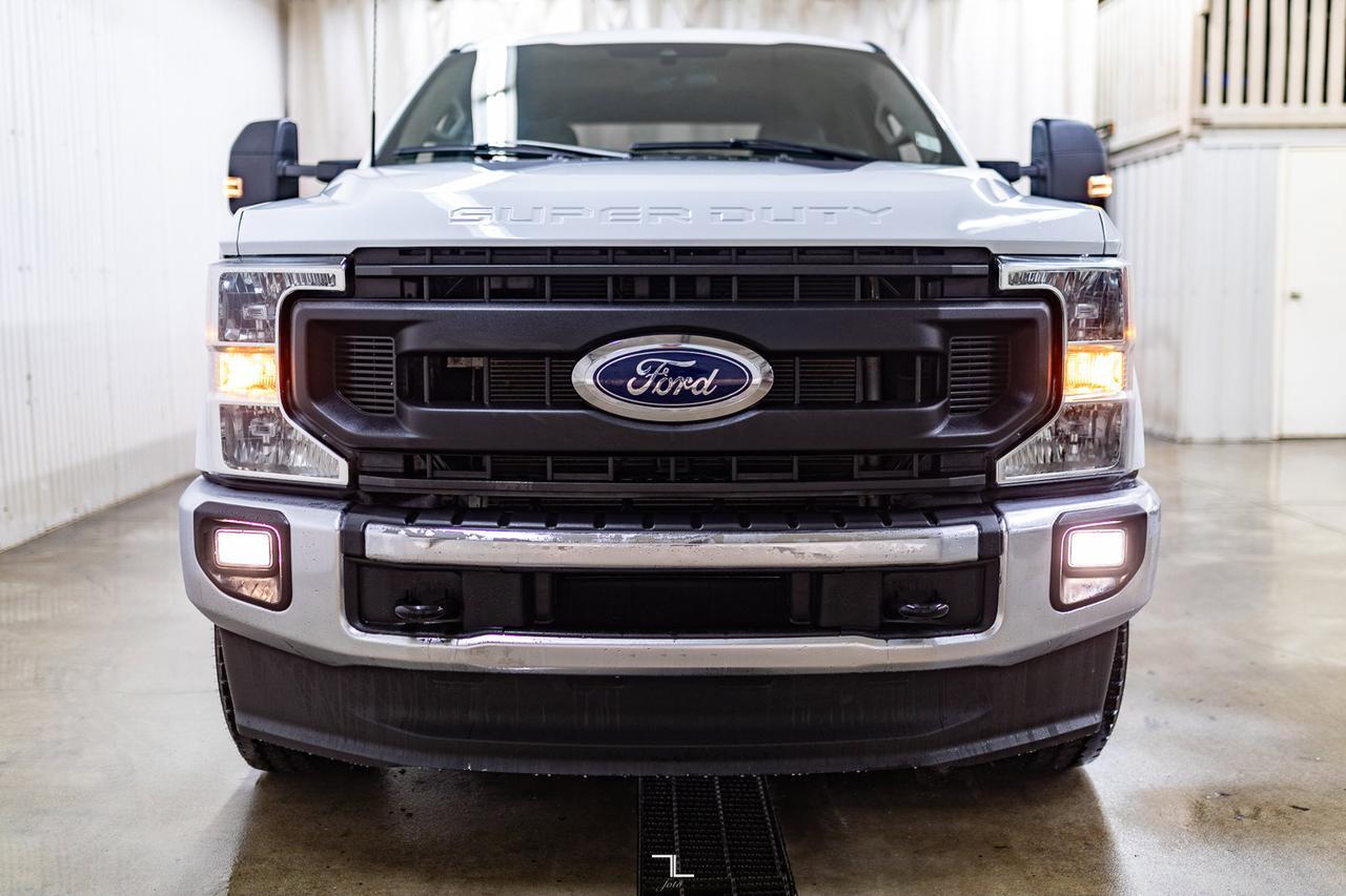 2022 Ford F-350 4x4 Crew Cab XL FX4 Longbox BCam Red Deer AB