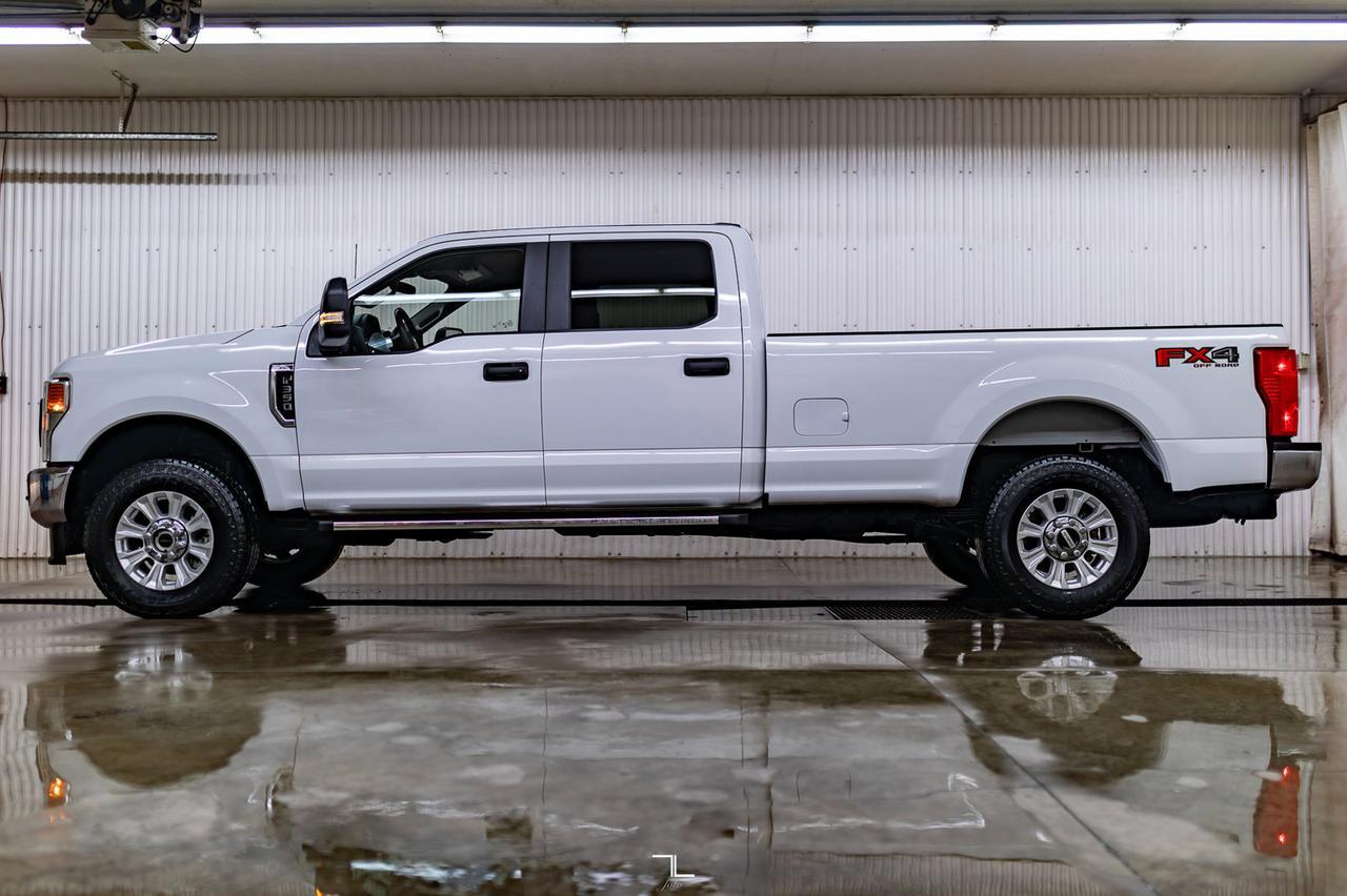 2022 Ford F-350 4x4 Crew Cab XL FX4 Longbox BCam Red Deer AB