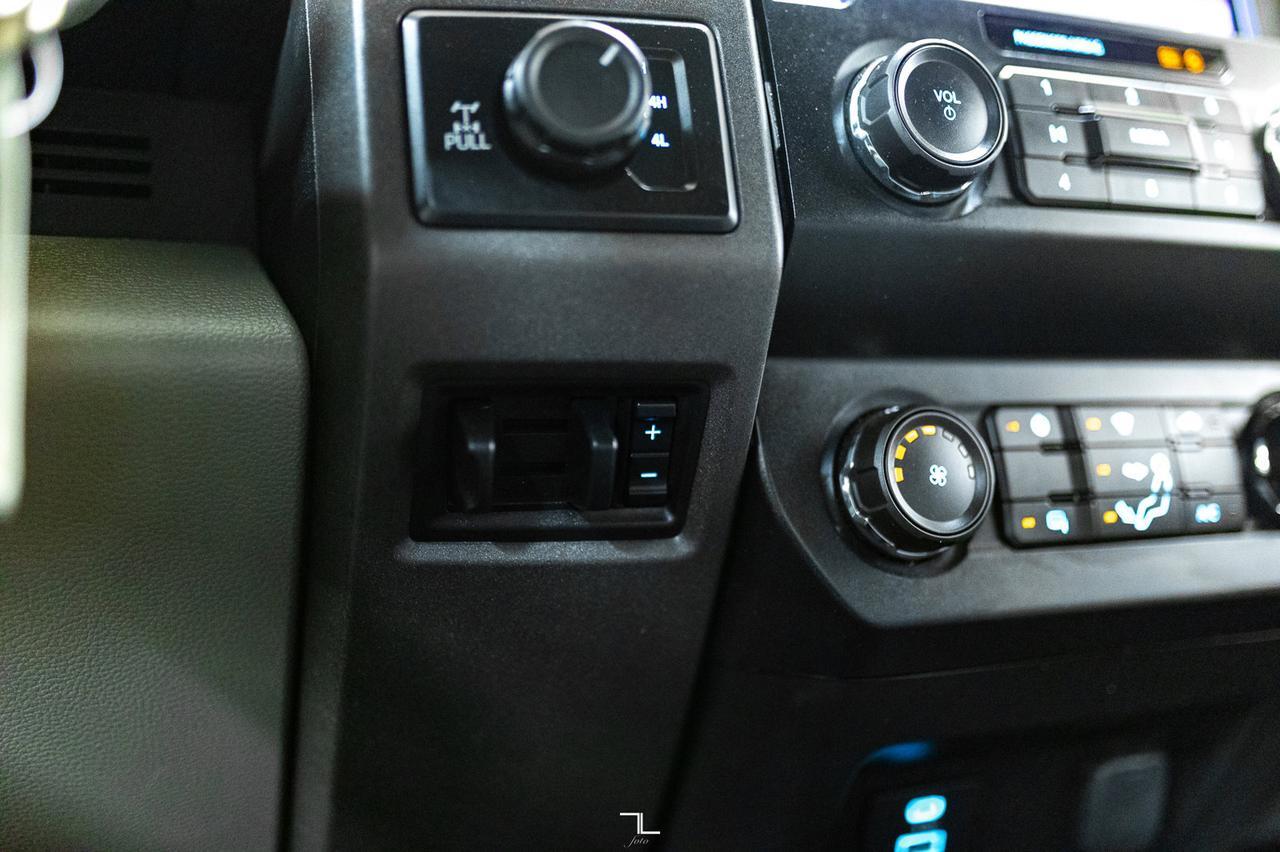 2022 Ford F-350 4x4 Crew Cab XL FX4 Longbox BCam Red Deer AB