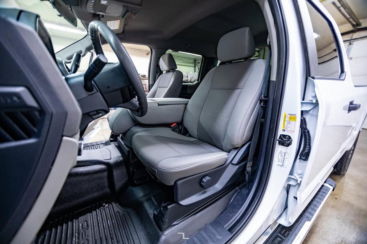 2022 Ford F-350 4x4 Crew Cab XL FX4 Longbox BCam Red Deer AB