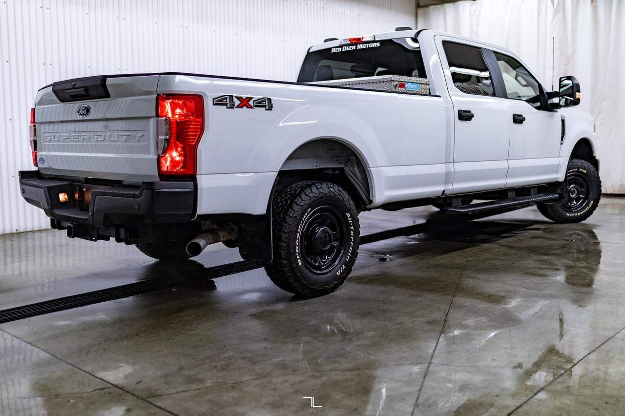 2022 Ford F-350 4x4 Crew Cab XL Longbox BCam Red Deer AB
