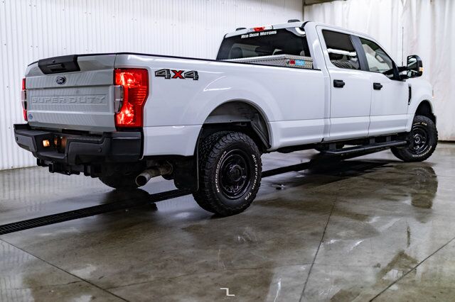 2022 Ford F-350 4x4 Crew Cab XL Longbox BCam Red Deer AB