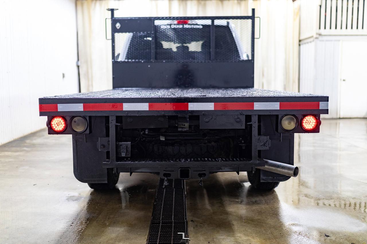 2022 Ford F-350 4x4 Crew Cab XLT Deck BCam Red Deer AB