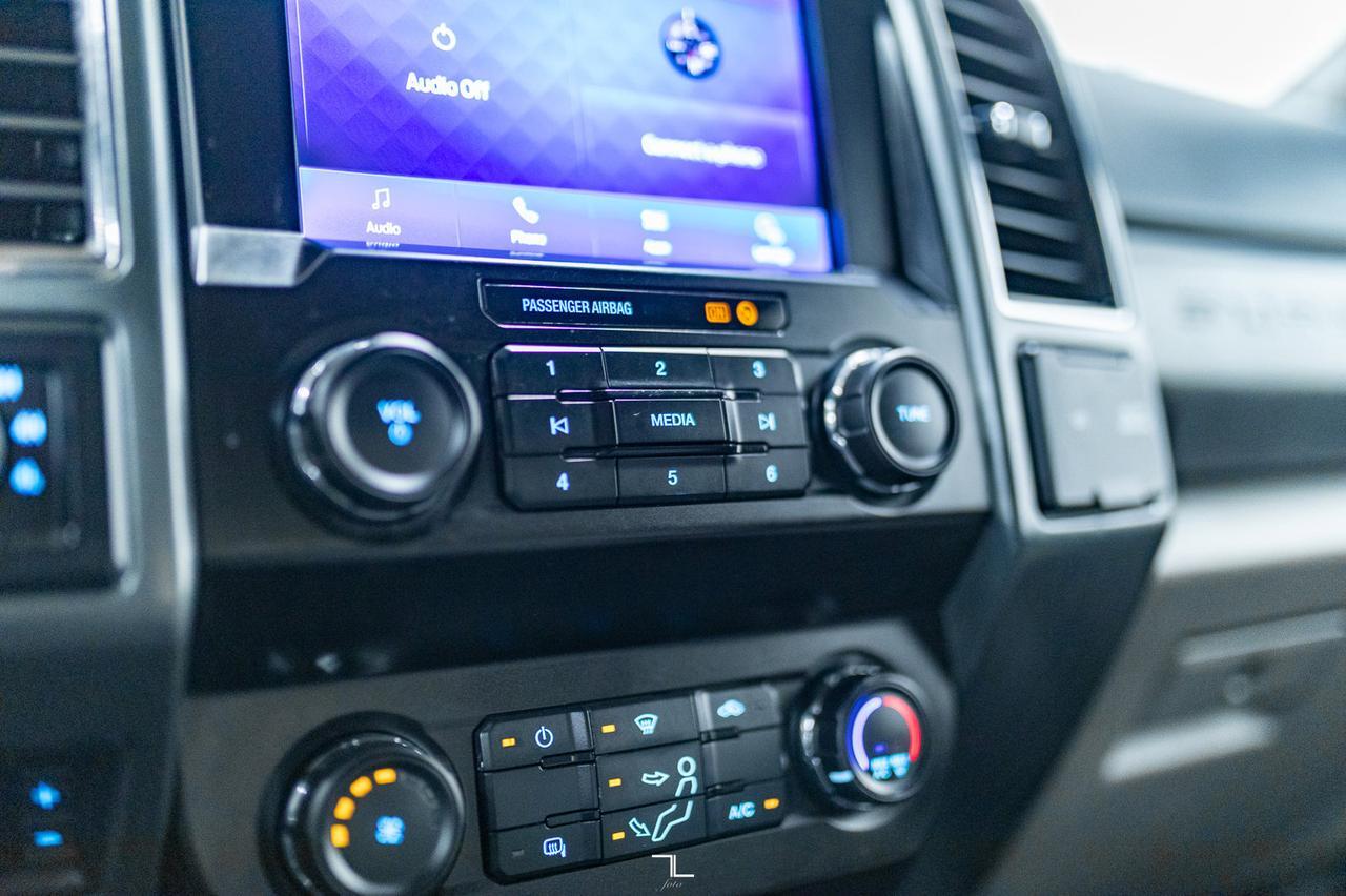 2022 Ford F-350 4x4 Crew Cab XLT Deck BCam Red Deer AB