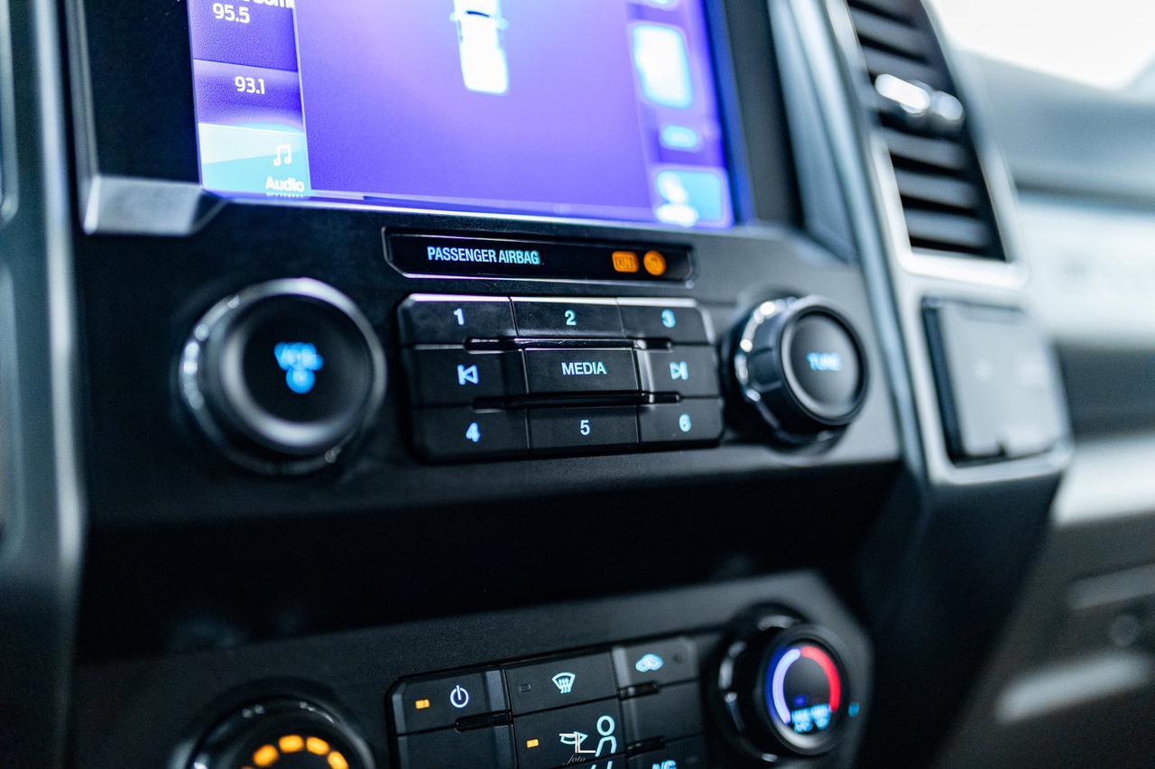 2022 Ford F-350 4x4 Crew Cab XLT Deck Diesel Red Deer AB