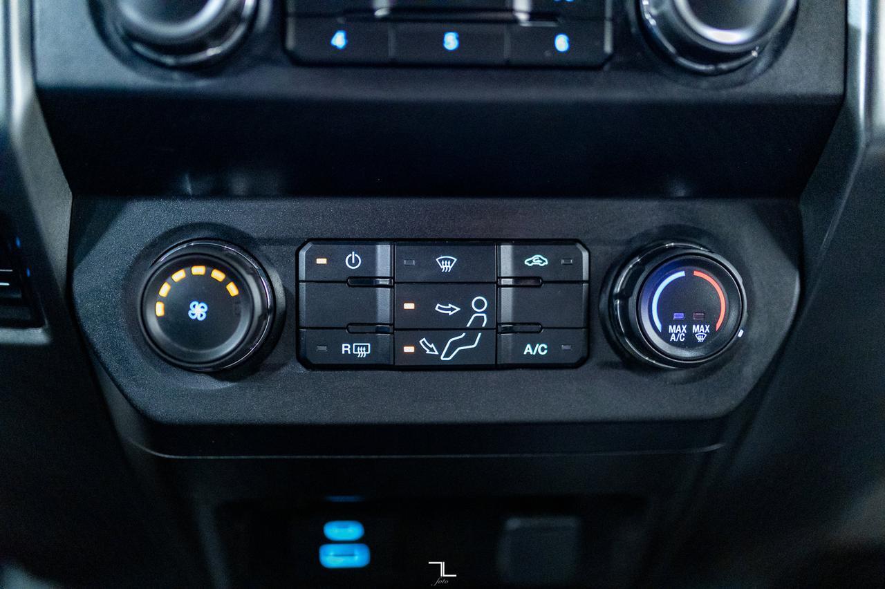 2022 Ford F-350 4x4 Crew Cab XLT Deck Diesel Red Deer AB