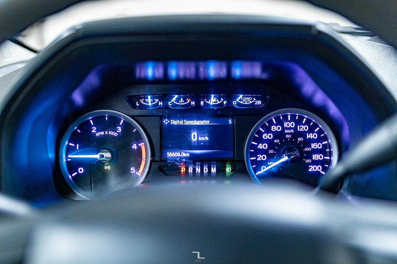 2022 Ford F-350 4x4 Crew Cab XLT Deck Diesel Red Deer AB