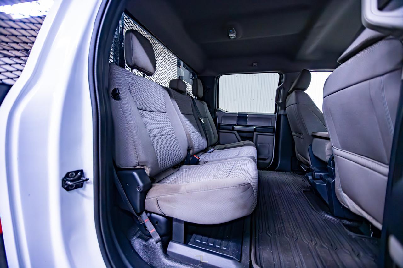 2022 Ford F-350 4x4 Crew Cab XLT Deck PSeat BCam Red Deer AB