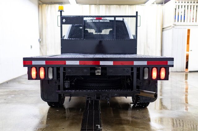 2022 Ford F-350 4x4 Crew Cab XLT Deck PSeat Red Deer AB