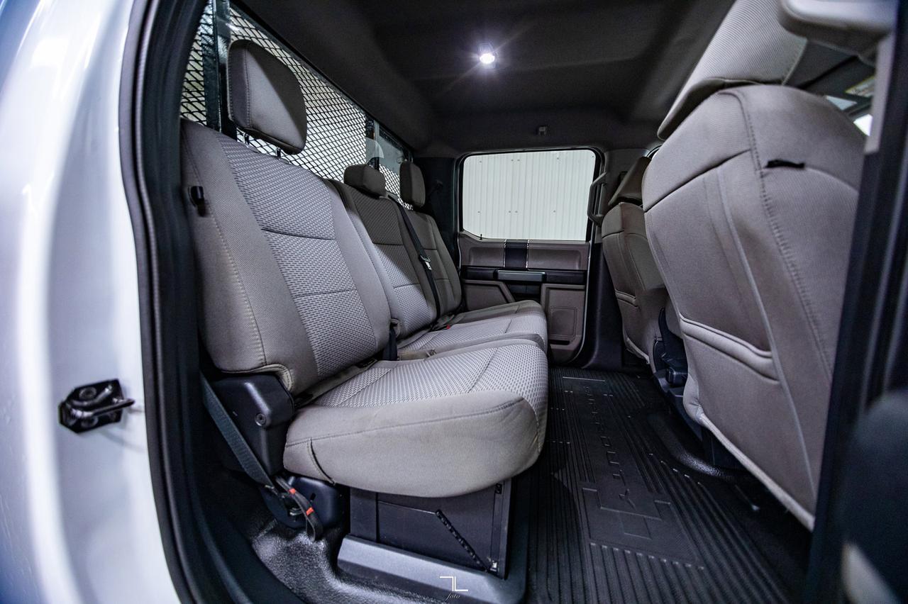 2022 Ford F-350 4x4 Crew Cab XLT Deck PSeat Red Deer AB