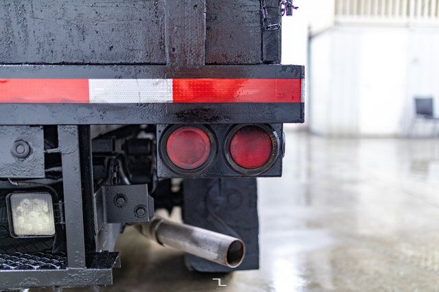 2022 Ford F-350 4x4 Crew Cab XLT Deck PSeat Red Deer AB