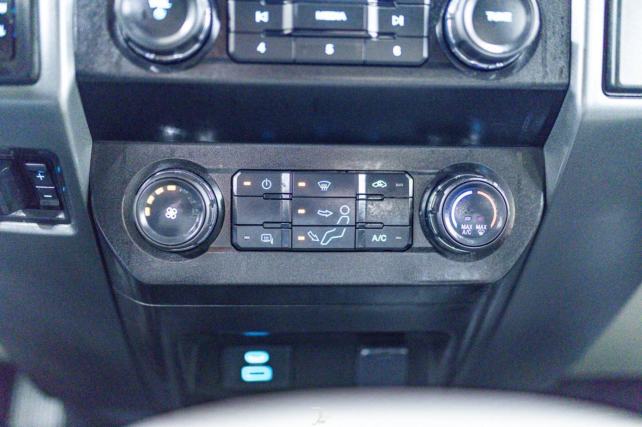 2022 Ford F-350 4x4 Crew Cab XLT FX4 BCam Red Deer AB