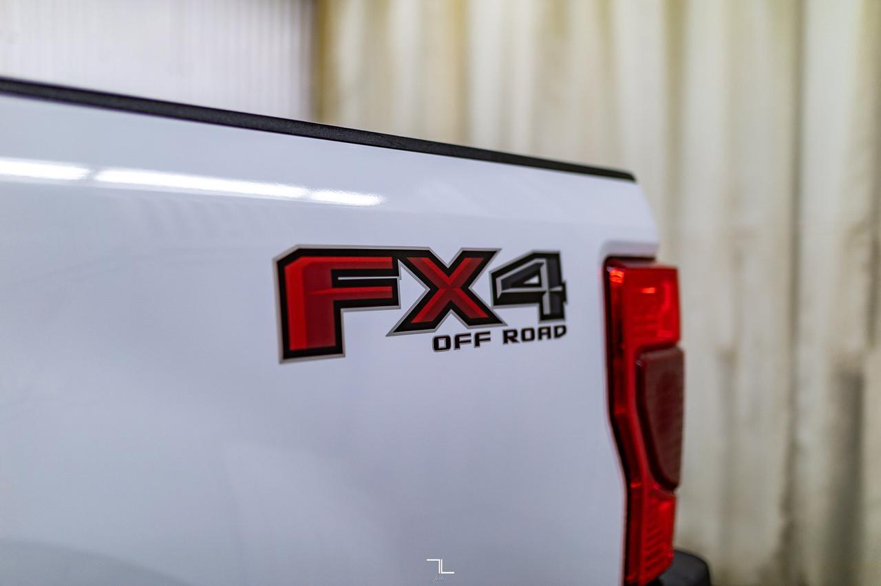 2022 Ford F-350 4x4 Crew Cab XLT FX4 BCam Red Deer AB