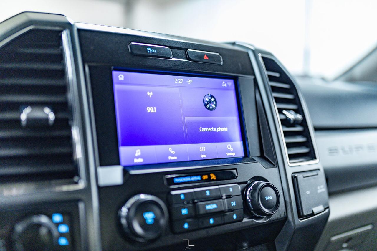 2022 Ford F-350 4x4 Crew Cab XLT FX4 BCam Red Deer AB