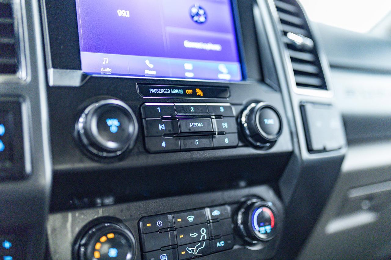 2022 Ford F-350 4x4 Crew Cab XLT FX4 BCam Red Deer AB