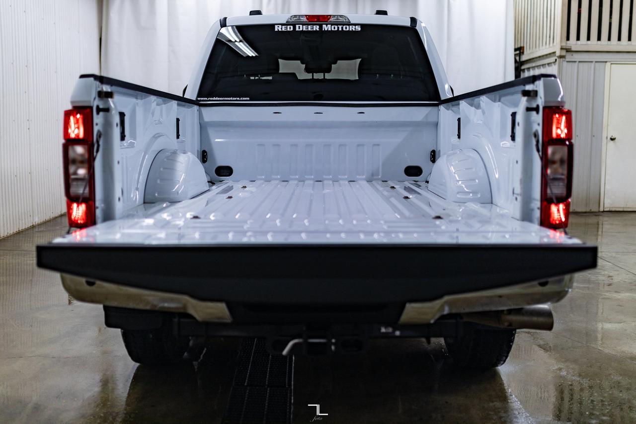 2022 Ford F-350 4x4 Crew Cab XLT FX4 Diesel BCam Red Deer AB